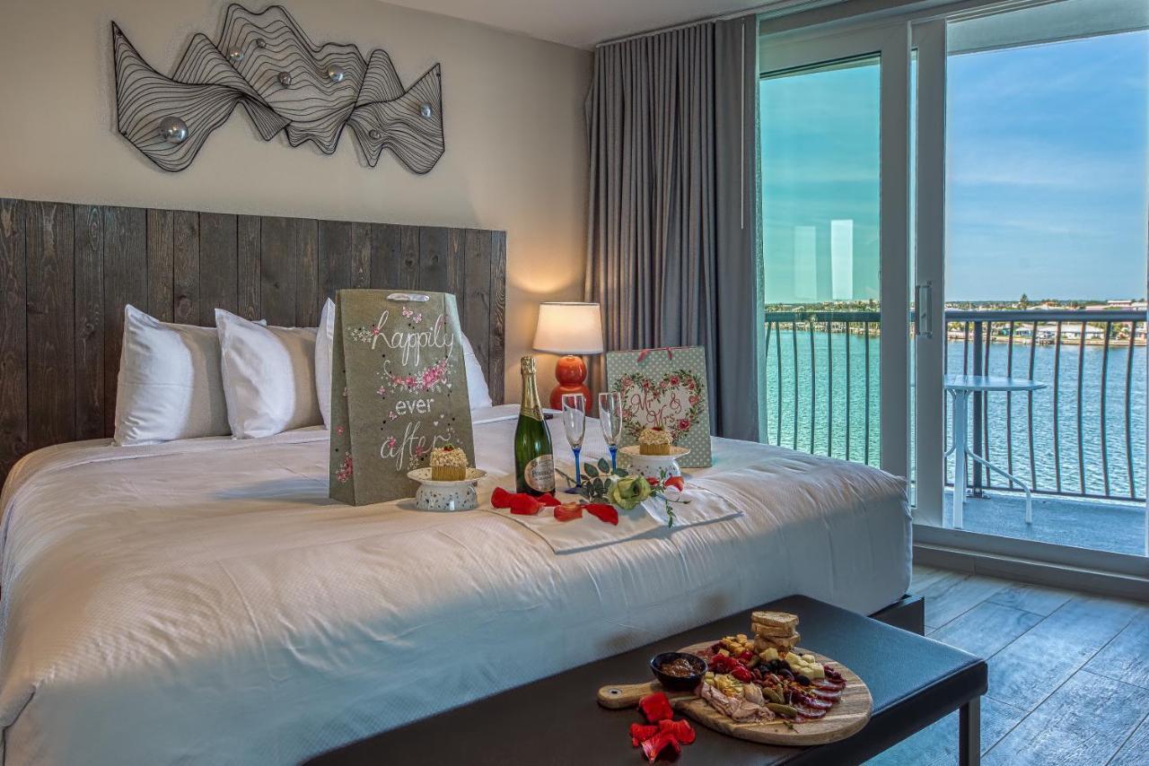 Fusion Resort Waterfront Suites Treasure Island Exterior photo